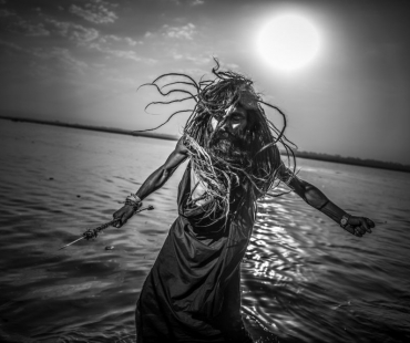 vojtechvlk.com-transprituals-1-sadhu-varanasi-2014-.jpg