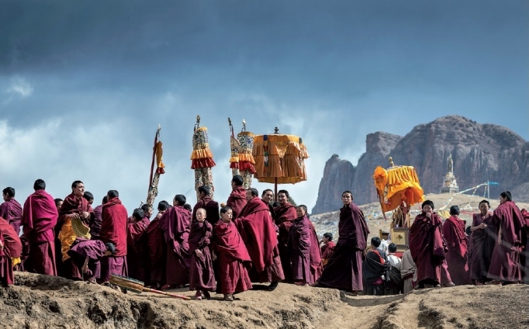 Christopher Roche_Turning of the Buddha, Tibet
