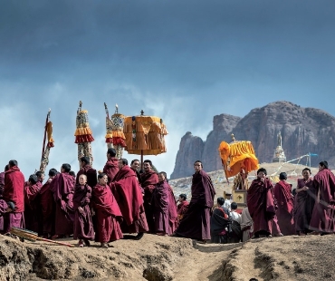 Christopher Roche_Turning of the Buddha, Tibet