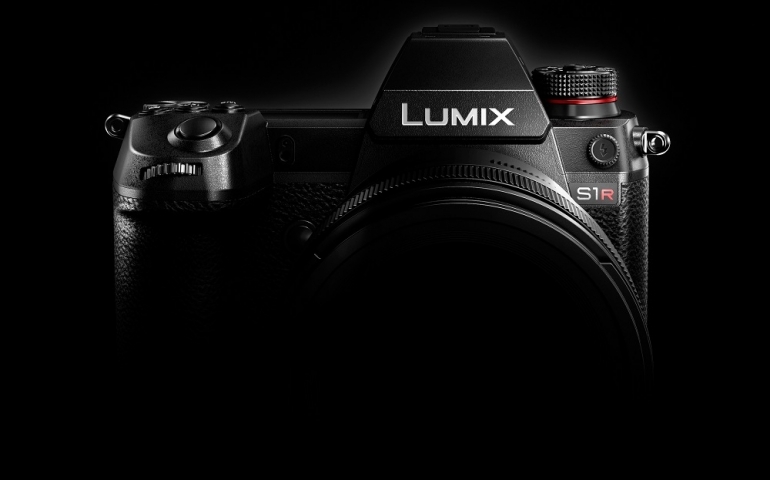 fy2018-panasonic-lumix-s-serie.jpg