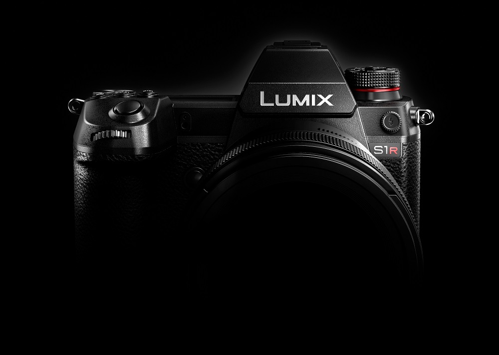 fy2018-panasonic-lumix-s-serie.jpg