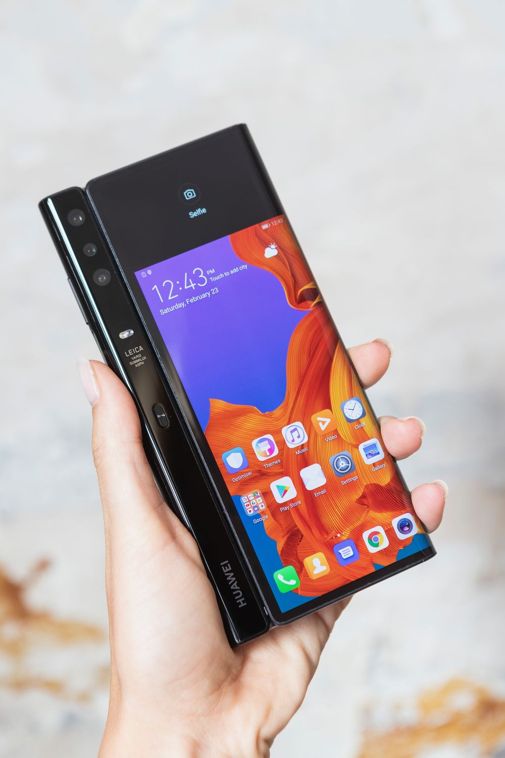 huawei-mate-x-(1).jpg