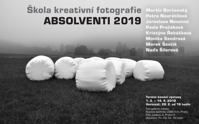 Výstava osmi absolventů Školy kreativní fotografie v Praze