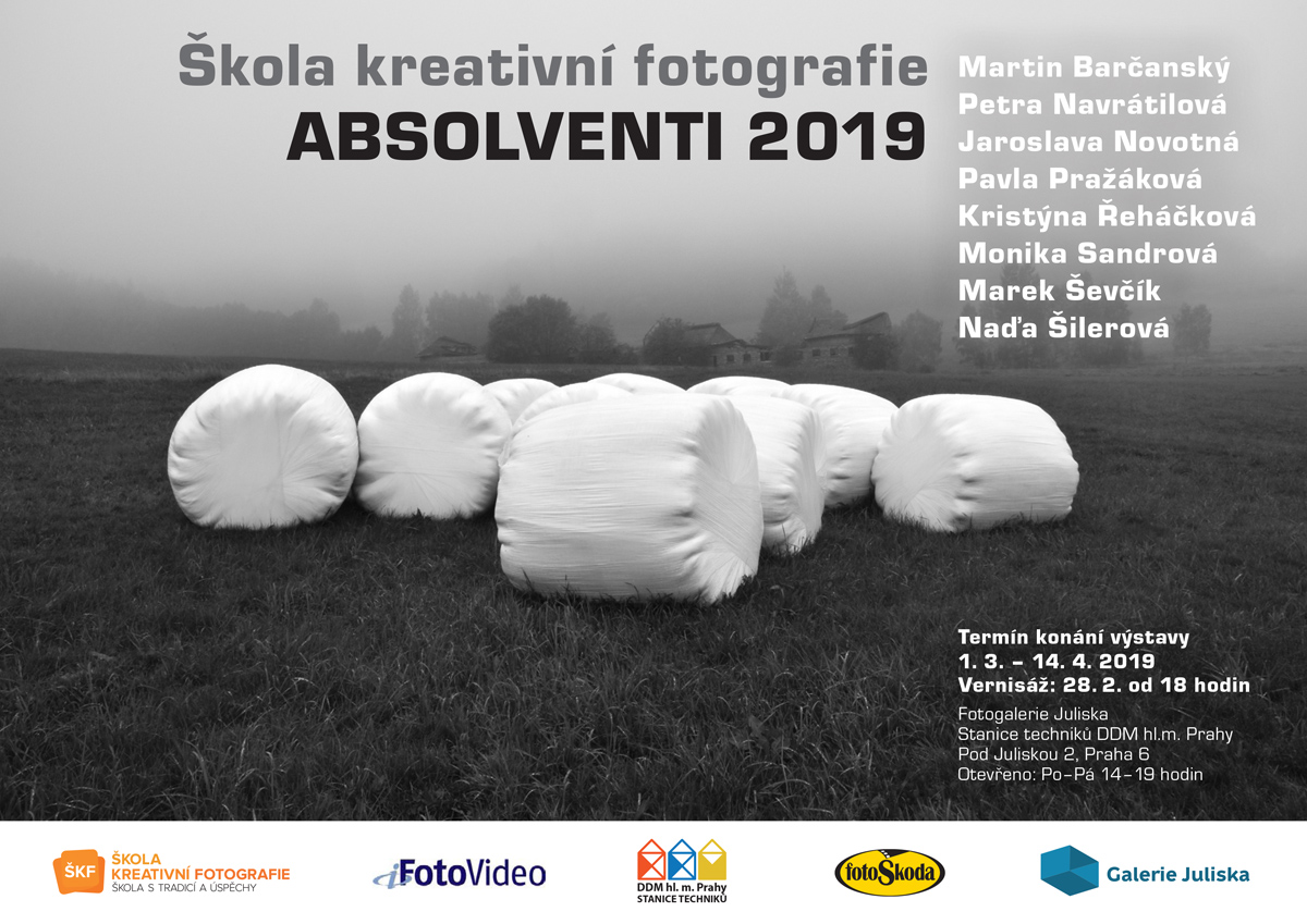 Výstava osmi absolventů Školy kreativní fotografie v Praze