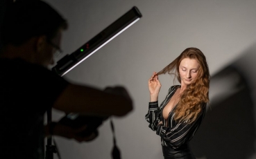 led-bar-bts-iso-220-f2.8-1l200s-veronika-mackova.jpg