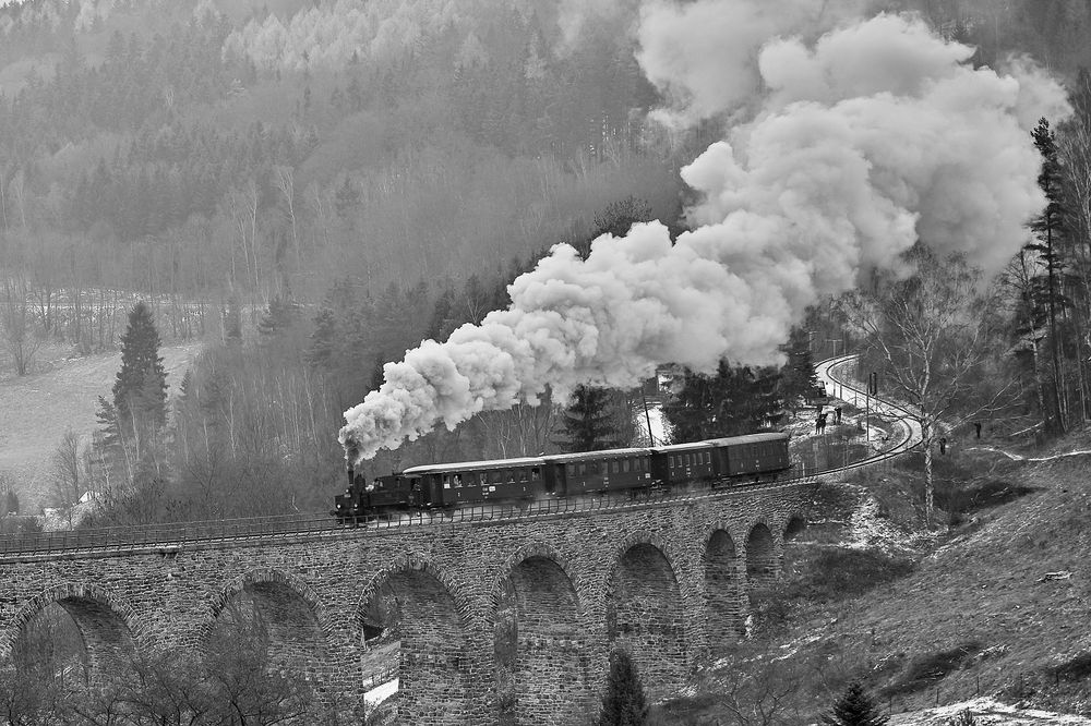 jiri.vecernik-parni-masinka-ii.-jpg.jpg