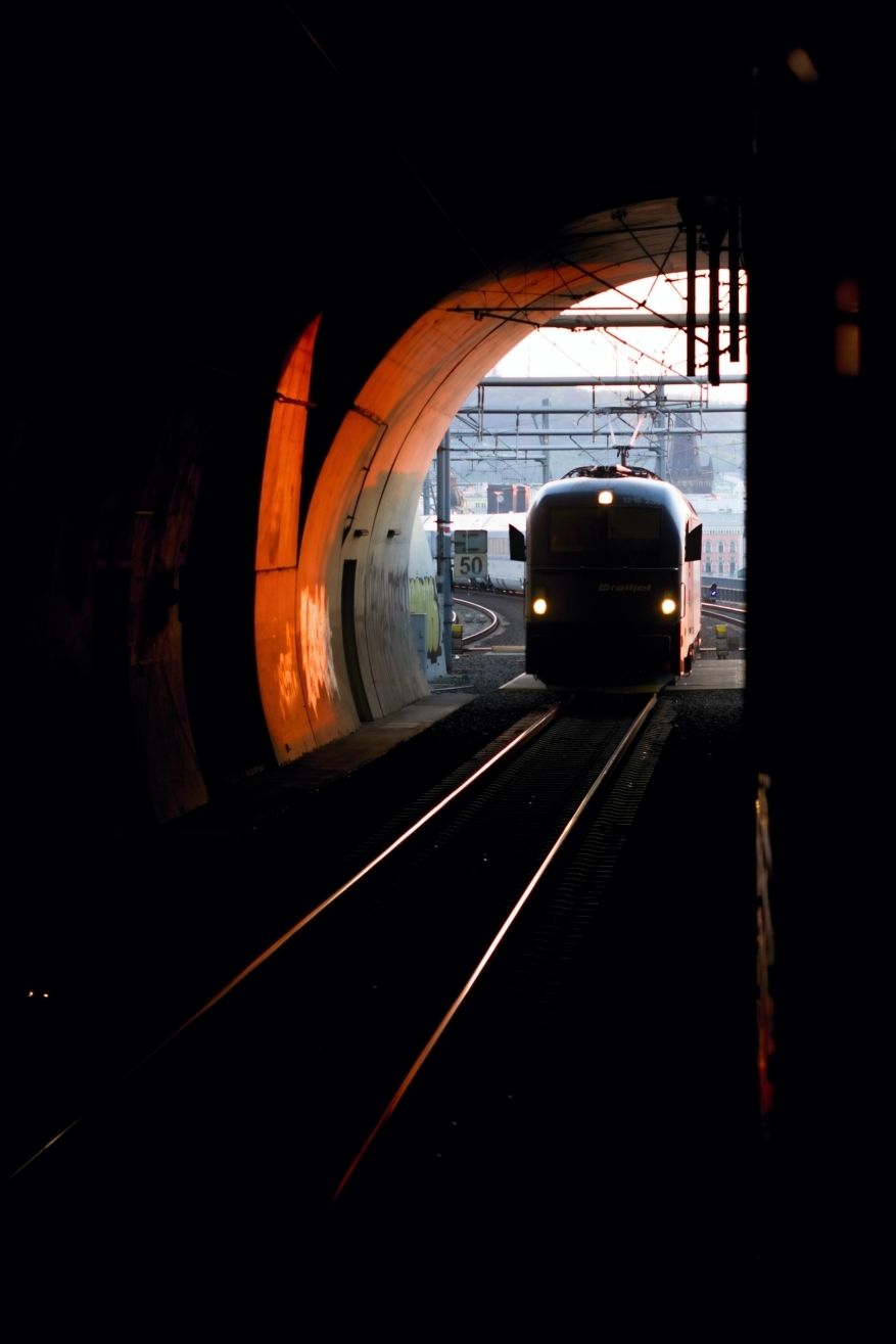 michael-vater-tunel.jpg