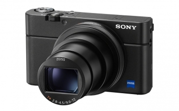 rx100vii-right-tele.jpg