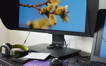 benq-sw270c-9299-v2.jpg