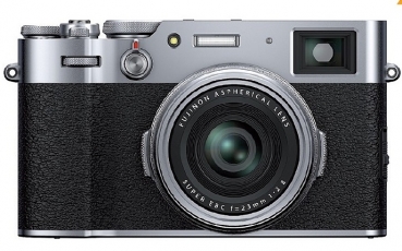 Fujifilm X100V – Tati, půjč mi ho!