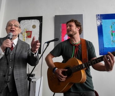Jiří Suchý v pražské galerii vystavuje s Janem Homolou