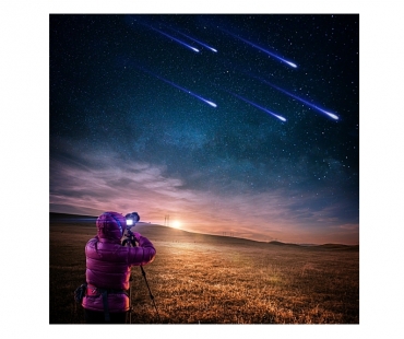 Perseidy! Srpnovou oblohu rozzáří roj až 100 meteorů za hodinu.