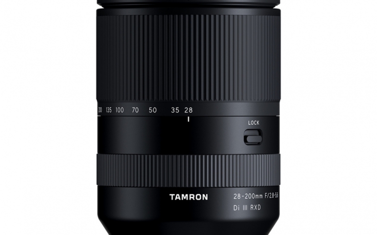 Tamron 28−200 mm f/2,8−5,6 Di III RXD