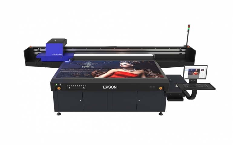 Společnost Epson představuje svou první UV LED flatbed tiskárnu