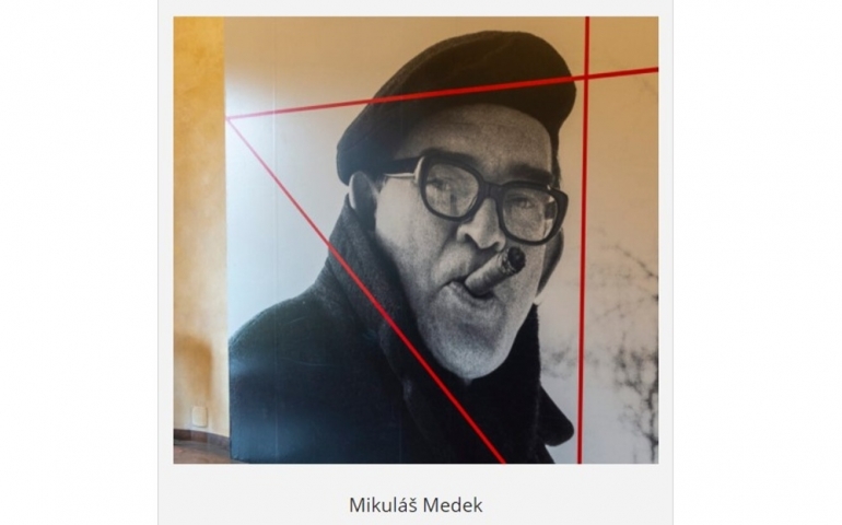 Mikuláš Medek: Nahý v trní, expozice ve Valdštejnské jízdárně
