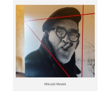 Mikuláš Medek: Nahý v trní, expozice ve Valdštejnské jízdárně
