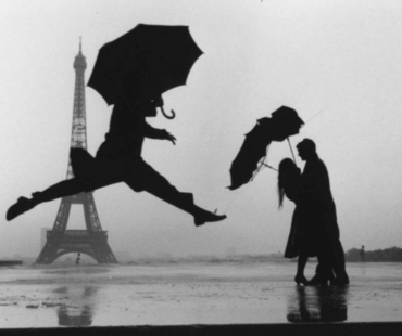 Elliott Erwitt a jeho černobílé fotografie plné pařížského šarmu