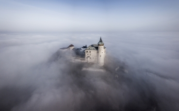 TOMÁŠ SEJKORA - Rumburakův hrad