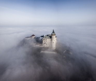TOMÁŠ SEJKORA - Rumburakův hrad