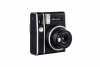 Instax mini 40 - fotoaparát s okamžitým tiskem v retro designu