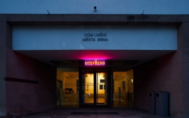 Dům umění města Brna se 11. května znovu otevírá veřejnosti