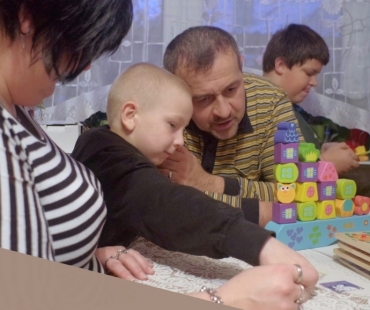 Výstava fotografií o činnosti Terénní asistenční služby pro rodiny s dětmi ve Zlíně