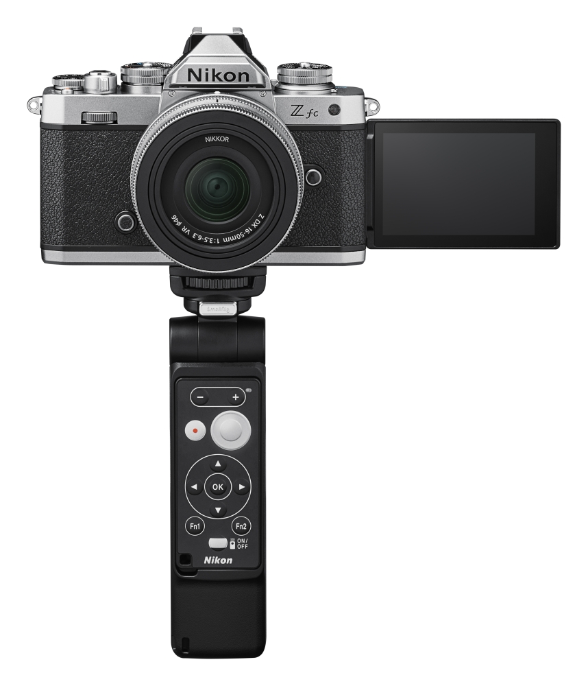 Nikon má nový retro model mirrorless fotoaparátu Z fc