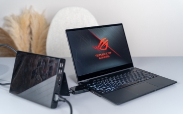 ROG představuje konvertibilní herní notebook Flow X13 a externí grafickou kartu XG Mobile