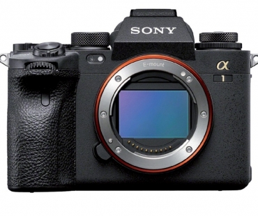 Sony Alpha 1 – a co k ní?