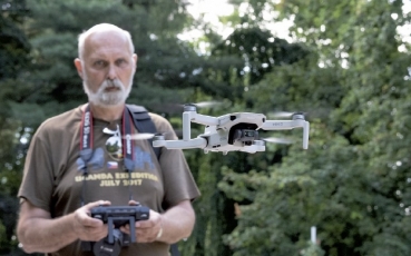 Dron nejen do penze