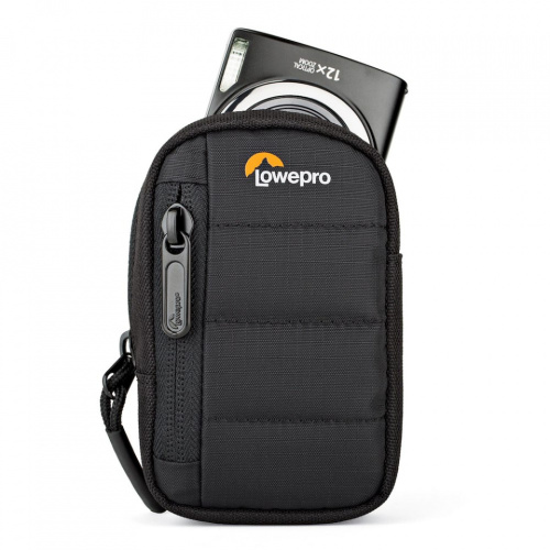 Tištěné ROČNÍ PŘEDPLATNÉ s dárkem Čtyřdílná černošedá dárková sada produktů Lowepro