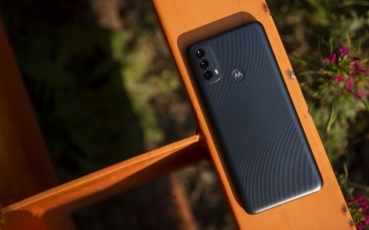 Motorola uvádí na trh nový přírůstek do rodiny cenově dostupných modelů moto e – výkonný moto e40