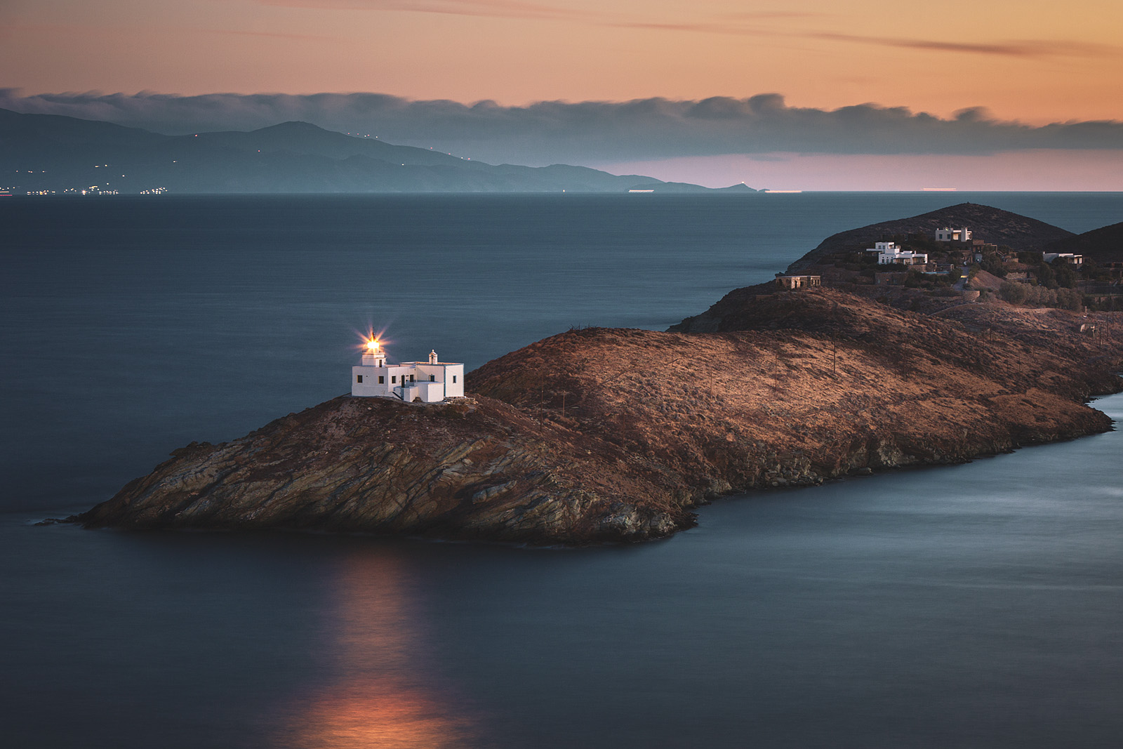 OTA HALBICH - Lighthouse Kea