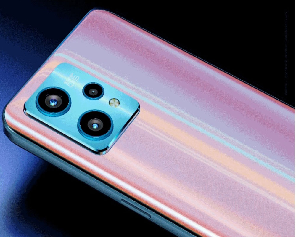 realme-9-pro-series-to-wear-industry-leading-light-shift-design-2022-02-02.jpg