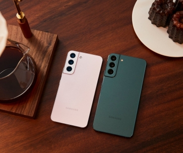 1-08-galaxy-s22-pink-gold-galaxy-s22-plus-green-design-hi.jpg