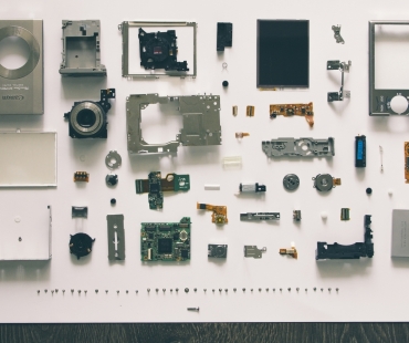 technology-camera-collection-canon-items-technic-969803-pxhere.com.jpg