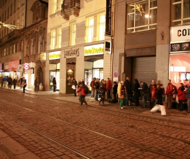 2008-vanoce-fronta.jpg