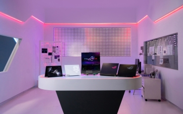 asus-republic-of-gamers-maxes-out-performance-at-ces-2023,-rog-gaming-laptops.jpg