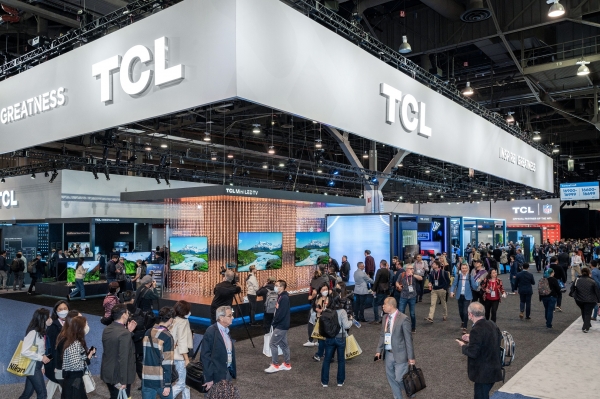 tcl--ces2023-view1.jpg