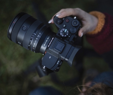 fe-20-70mm-f4-g-5.jpg