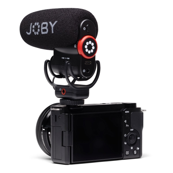 on-camera-microphone-joby-wavo-jb01734-bww-cameraback.jpg