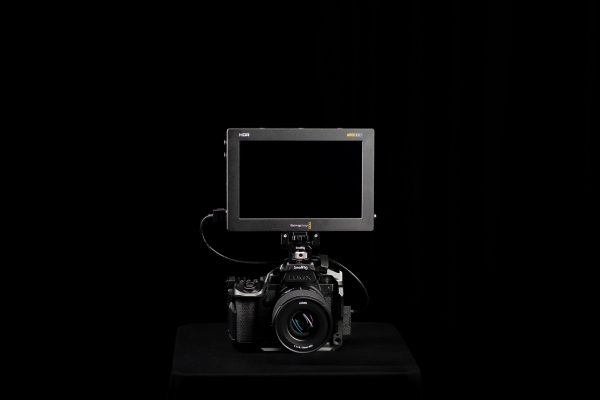 black-on-black---lumix-s5iix---blackmagic-1-small.jpg