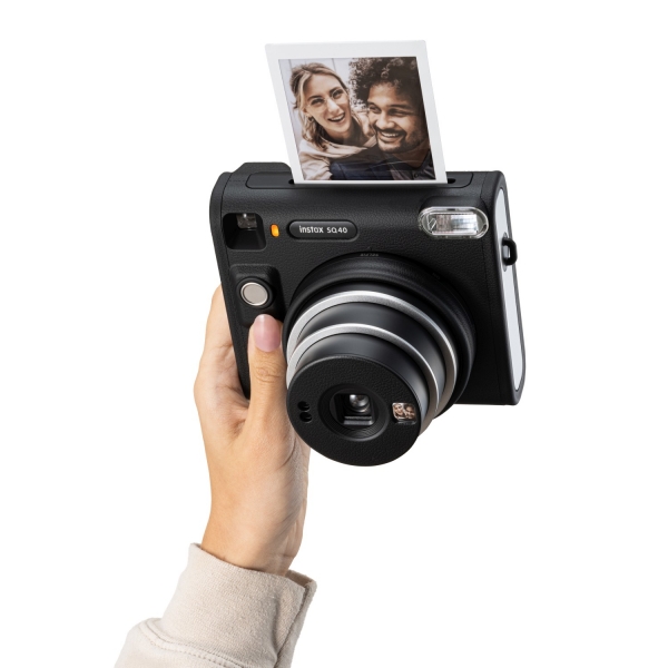 instax-square-sq40---selfie-mode-with-print.jpg