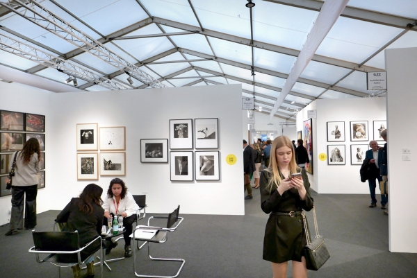 005-photo-london-2023-galerie-v-centralnim-stanu-foto-vaclav-podestat.jpg
