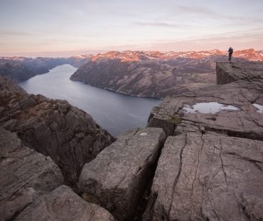 preikestolen-norsko.jpg