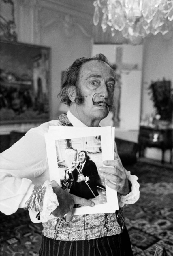 salvador-dali-s-mym-portretem-daliho-paris-1969-foto-chochola.jpg