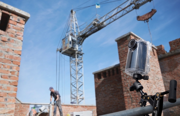 brinno-tlc300-time-lapse-camera-male-contractor-screeding-floor-at-construction-si-2022-06-06-20-39-11-utc.jpg