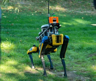 axis-fel-cvut-robopes-spot-2.jpg