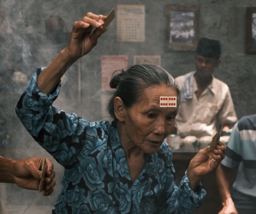 Dikye Ariáni Warung kopi hl