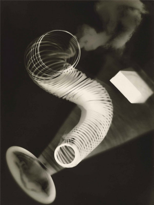 man-ray,-1922,-untitled-rayograph.jpg